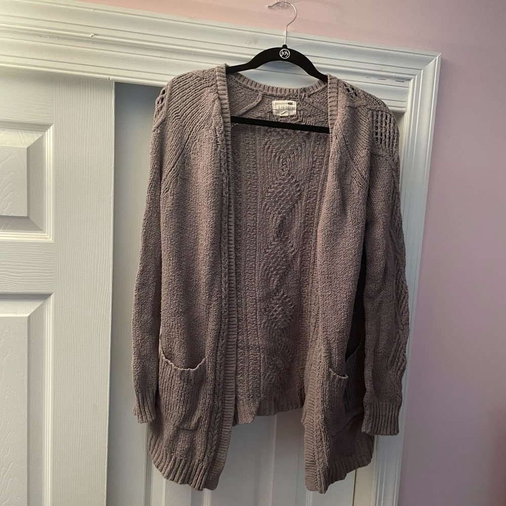GREY KNIT CARDIGAN